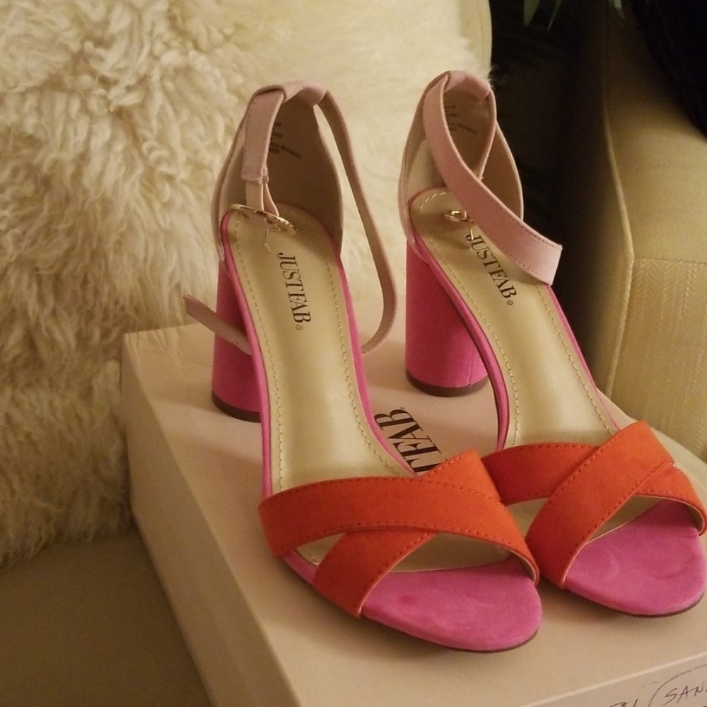 ***Justfab Kasia Dress Sandals